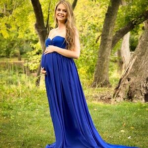 Chic Strapless Royal Blue Maternity Gown
